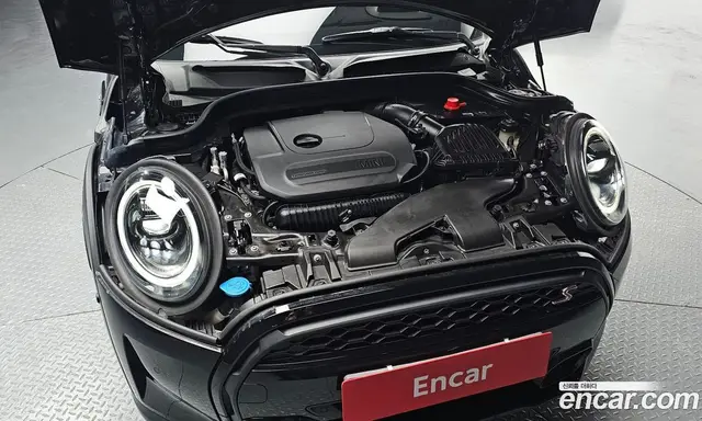 Mini Cooper 2024 2.0 автомат (гидро), миниатюра 6