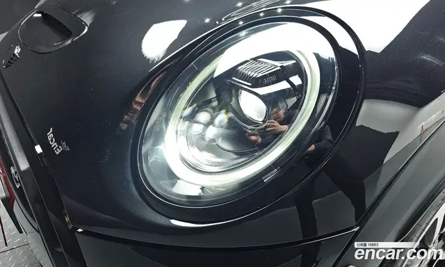Mini Cooper 2024 2.0 автомат (гидро), миниатюра 8