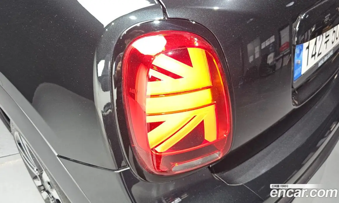 Mini Cooper 2024 2.0 автомат (гидро), фото 9