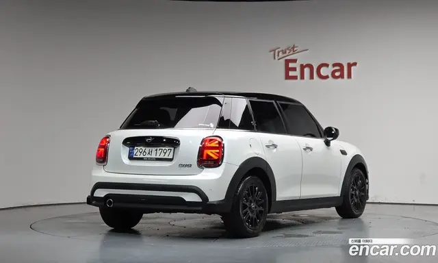 Mini Cooper, 2024, 2 578 км