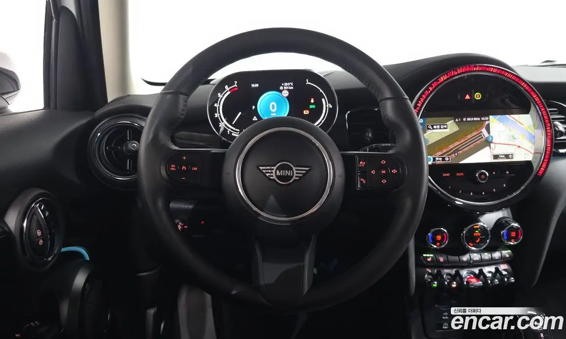 Mini Cooper 2024 1.5 автомат (гидро), фото 17