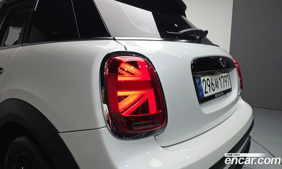 Mini Cooper 2024 1.5 автомат (гидро), фото 8