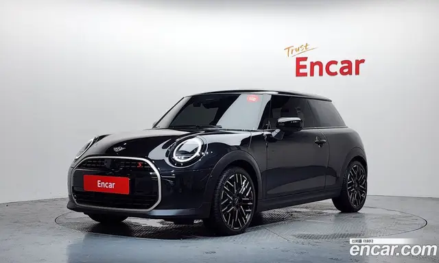 Mini Cooper, 2025, 7 027 км