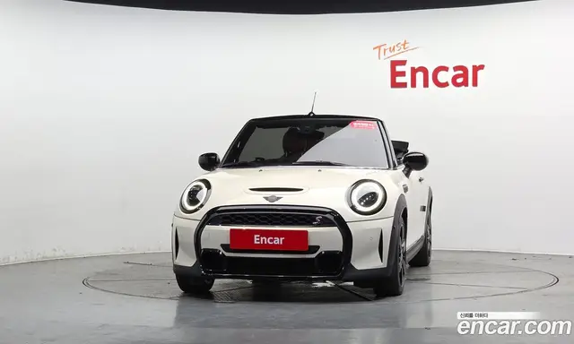 Mini Cooper Convertible 2021 2.0 автомат (гидро), миниатюра 2 Mini Cooper Convertible 2021 2.0 автомат (гидро), миниатюра 2