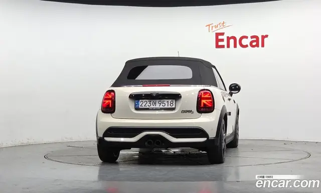 Mini Cooper Convertible 2021 2.0 автомат (гидро), миниатюра 3 Mini Cooper Convertible 2021 2.0 автомат (гидро), миниатюра 3