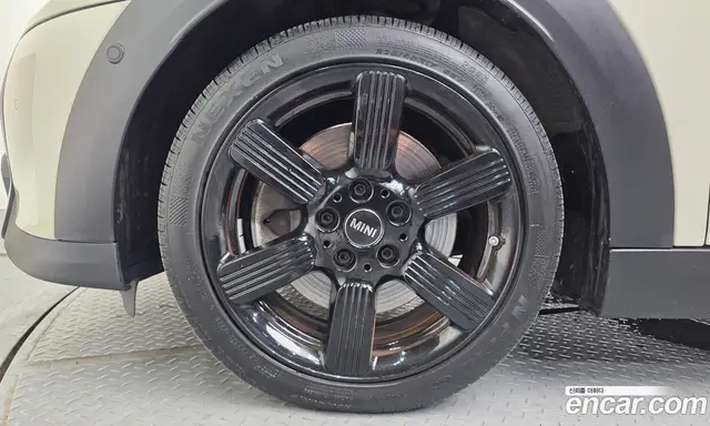 Mini Cooper Convertible 2021 2.0 автомат (гидро), миниатюра 4 Mini Cooper Convertible 2021 2.0 автомат (гидро), миниатюра 4