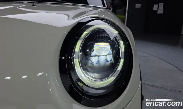 Mini Cooper Convertible 2021 2.0 автомат (гидро), миниатюра 7 Mini Cooper Convertible 2021 2.0 автомат (гидро), миниатюра 7