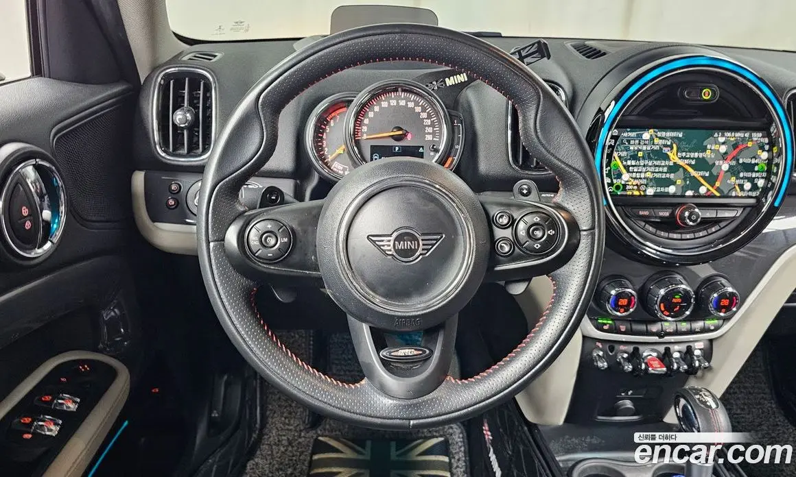 Mini Countryman 2019 2.0 автомат (гидро), фото 18 Mini Countryman 2019 2.0 автомат (гидро), фото 18