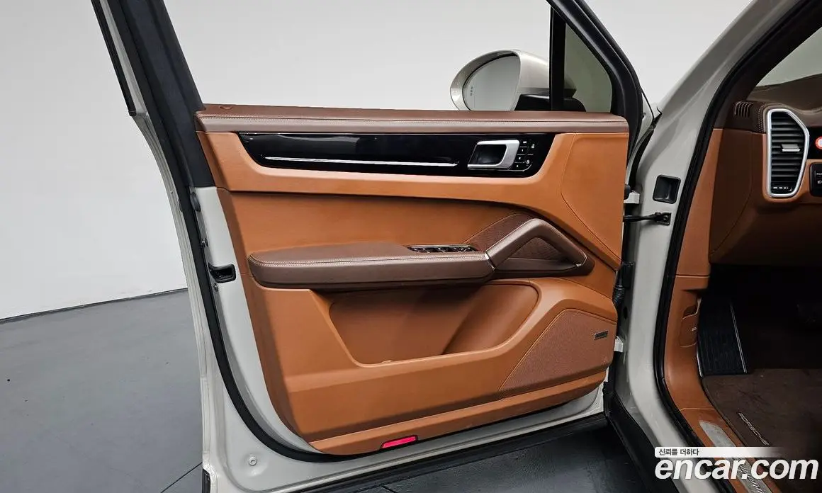 Porsche Cayenne 2021 3.0 автомат (гидро), фото 13 Porsche Cayenne 2021 3.0 автомат (гидро), фото 13