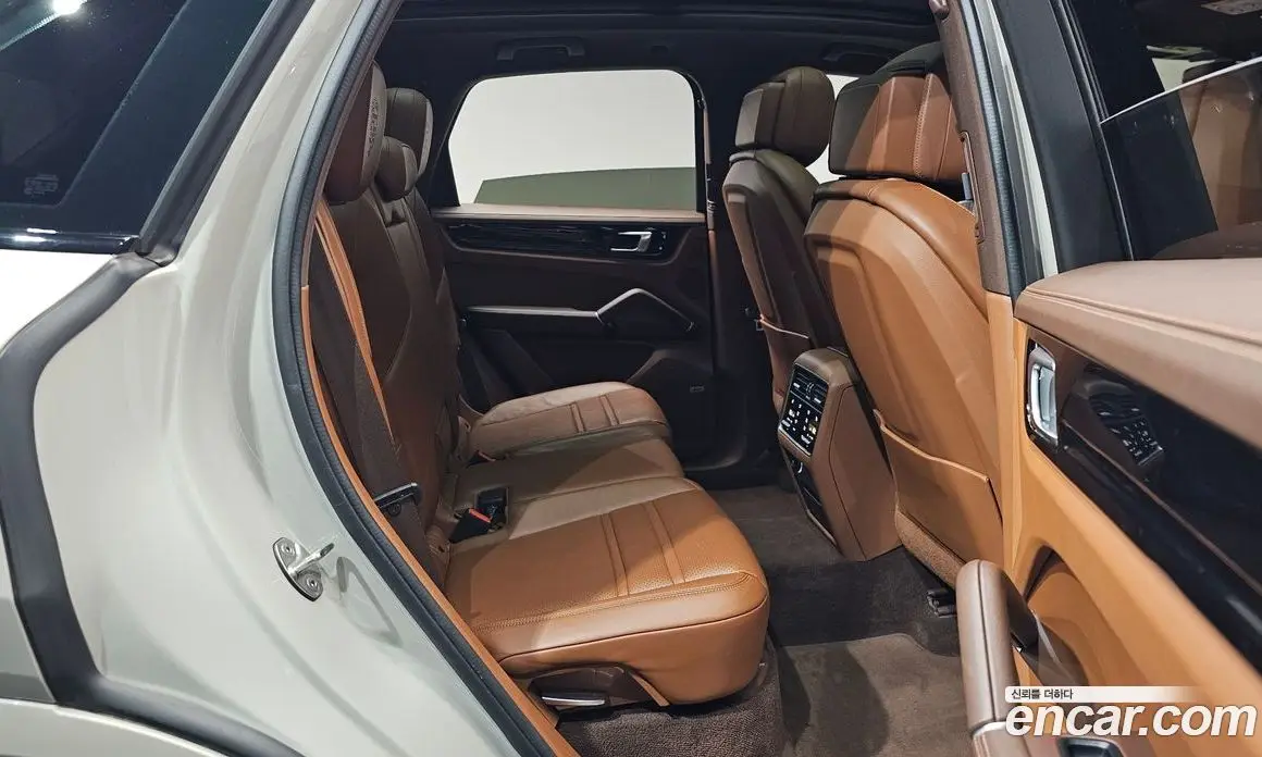Porsche Cayenne 2021 3.0 автомат (гидро), фото 16 Porsche Cayenne 2021 3.0 автомат (гидро), фото 16