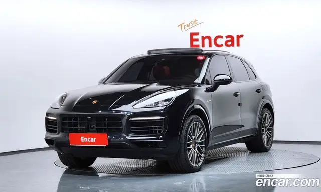 Porsche Cayenne, 2023, 28 872 км