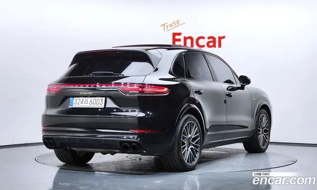 Porsche Cayenne 2023 3.0 автомат (гидро), миниатюра 2 Porsche Cayenne 2023 3.0 автомат (гидро), миниатюра 2