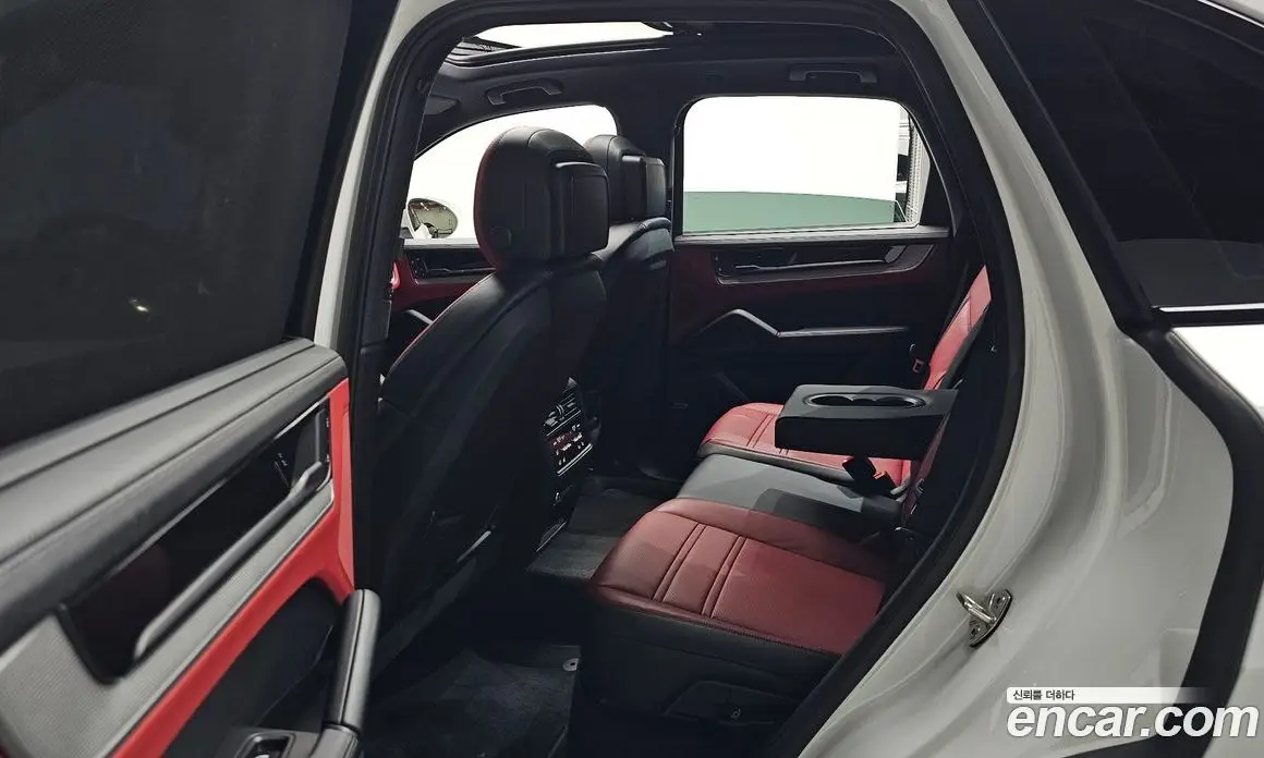 Porsche Cayenne 2025 3.0 автомат (гидро), фото 17