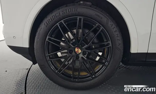 Porsche Cayenne 2025 3.0 автомат (гидро), миниатюра 4