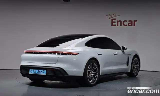 Porsche Taycan, 2021, 85 273 км