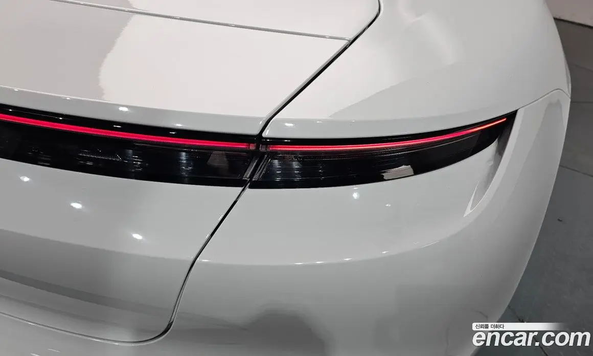 Porsche Taycan 2021 0.1 автомат (гидро), фото 8