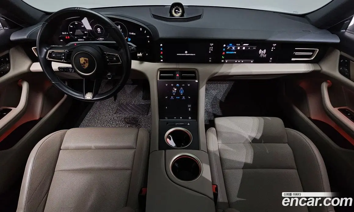 Porsche Taycan 2021 0.1 автомат (гидро), фото 9