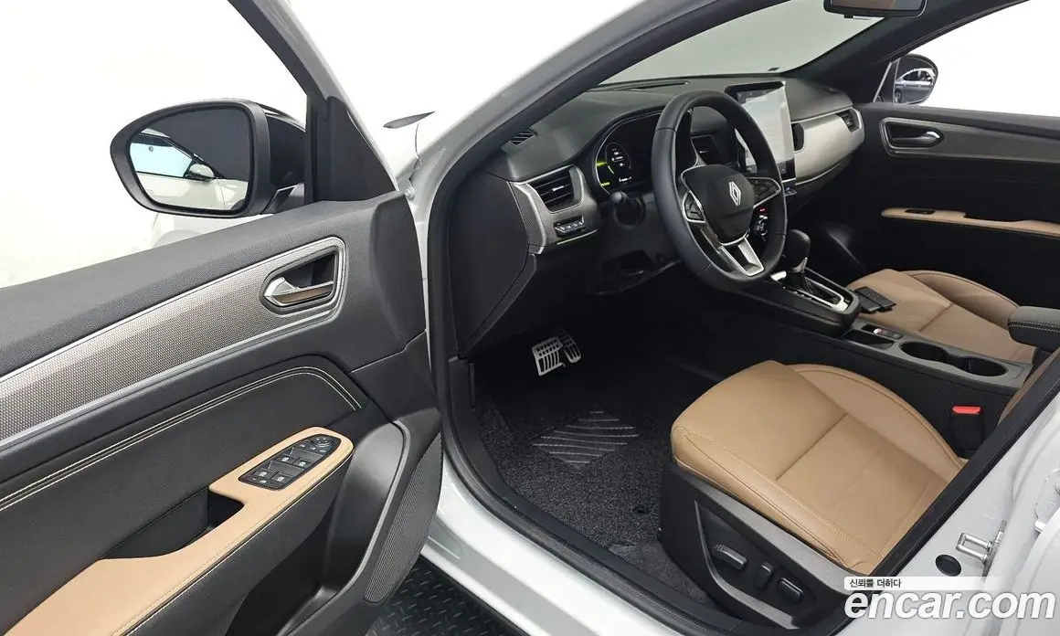 Renault (Samsung) Arkana 2026 1.6 автомат (гидро), фото 12 Renault (Samsung) Arkana 2026 1.6 автомат (гидро), фото 12