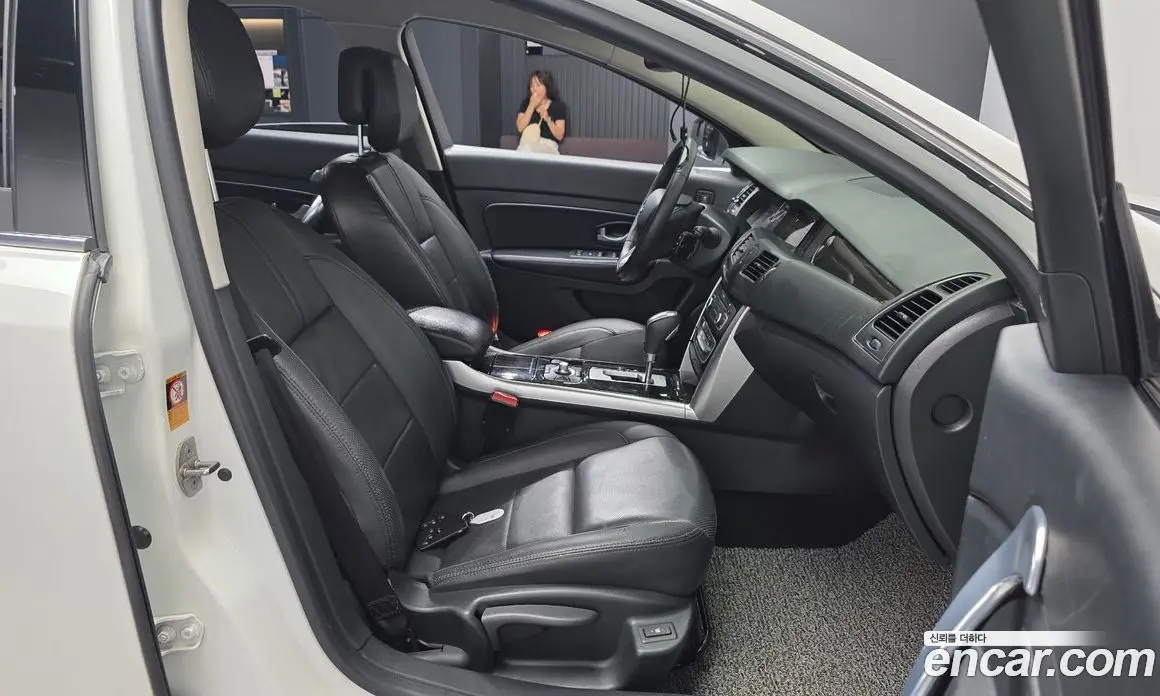 Renault (Samsung) SM5 2015 1.5 автомат (гидро), фото 17 Renault (Samsung) SM5 2015 1.5 автомат (гидро), фото 17