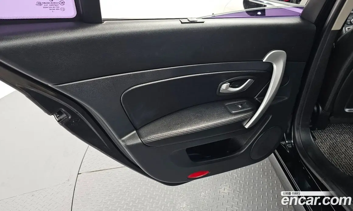 Renault (Samsung) SM5 2016 2.0 автомат (гидро), фото 15 Renault (Samsung) SM5 2016 2.0 автомат (гидро), фото 15