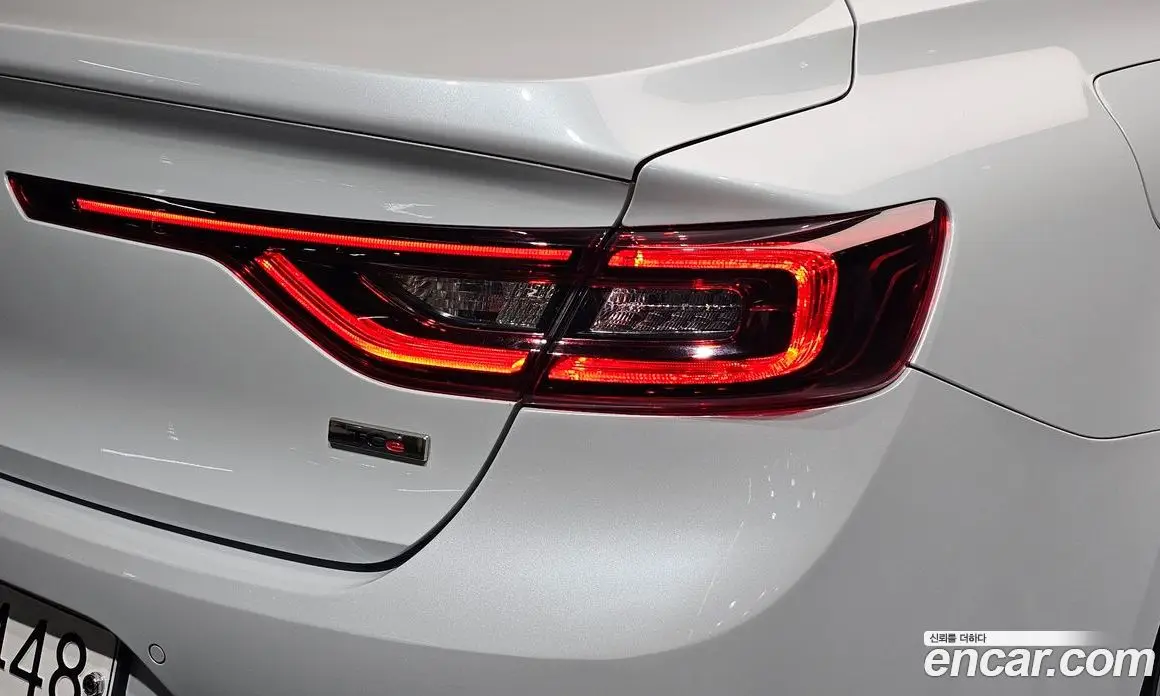 Renault (Samsung) SM6 2016 1.6 автомат (гидро), фото 9 Renault (Samsung) SM6 2016 1.6 автомат (гидро), фото 9