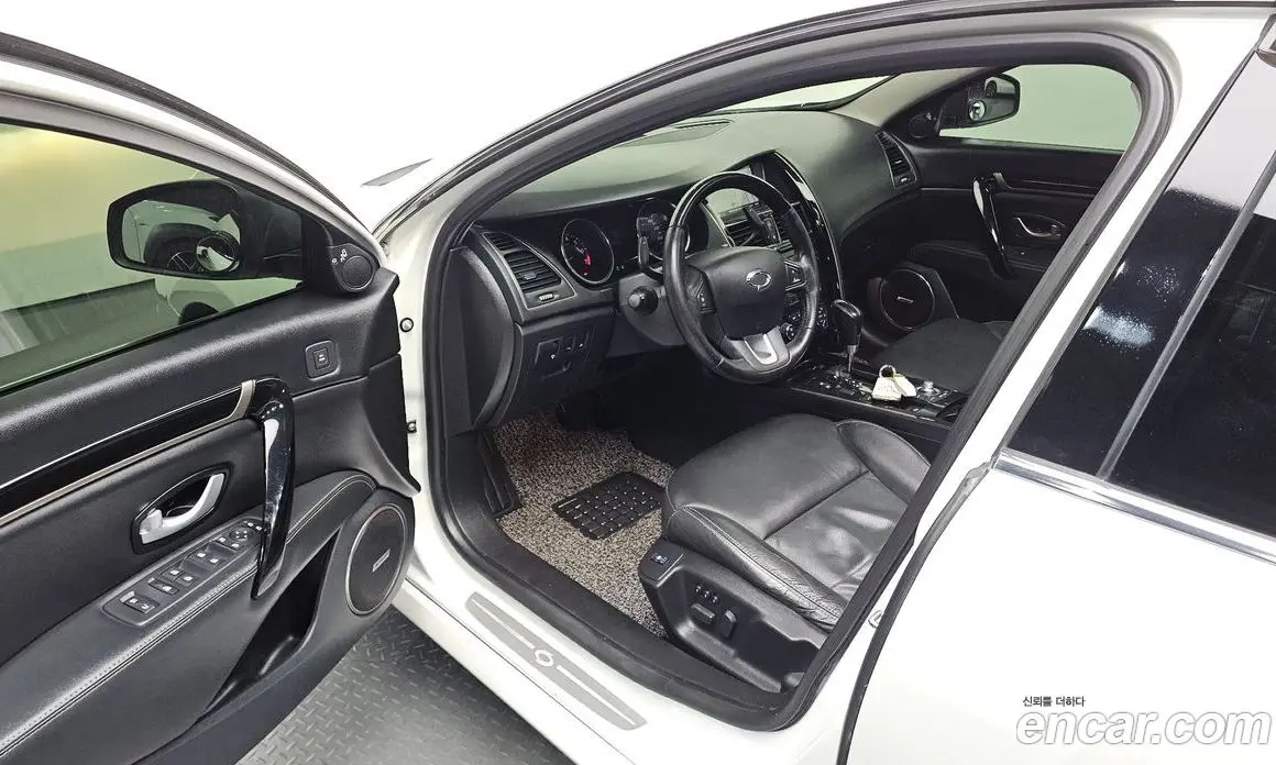 Renault (Samsung) SM7 2014 2.5 автомат (гидро), фото 10 Renault (Samsung) SM7 2014 2.5 автомат (гидро), фото 10