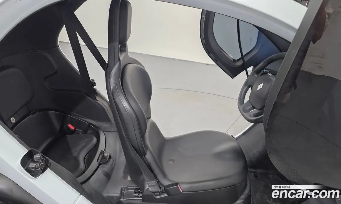 Renault (Samsung) Twizy 2020 0.1 автомат (гидро), фото 16