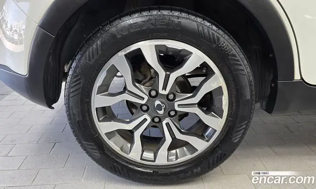SsangYong Korando 2016 2.2 автомат (гидро), миниатюра 5