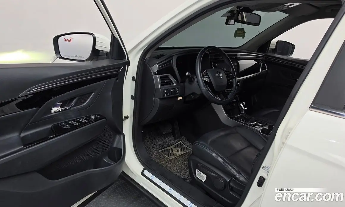 SsangYong Korando 2019 1.6 автомат (гидро), фото 13