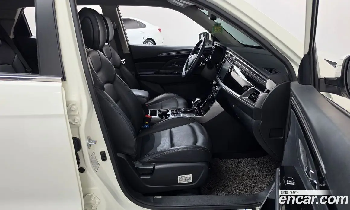 SsangYong Korando 2019 1.6 автомат (гидро), фото 16