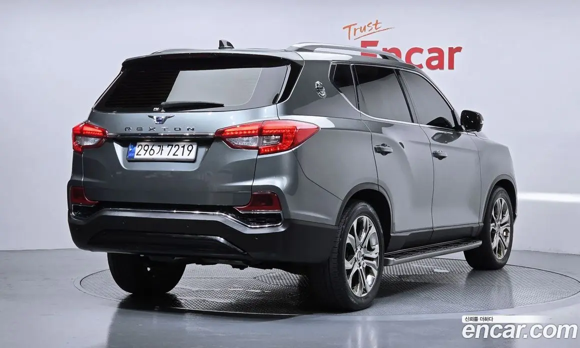 SsangYong Rexton 2018 2.2 автомат (гидро), фото 2 SsangYong Rexton 2018 2.2 автомат (гидро), фото 2