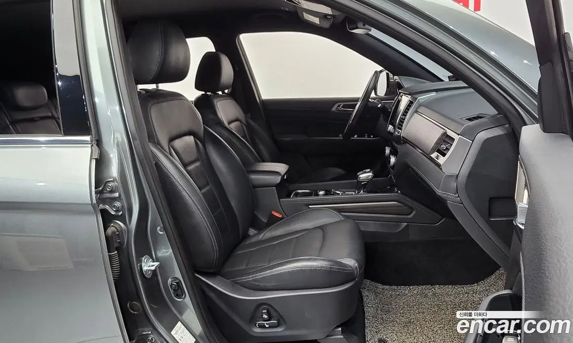 SsangYong Rexton 2018 2.2 автомат (гидро), фото 16 SsangYong Rexton 2018 2.2 автомат (гидро), фото 16