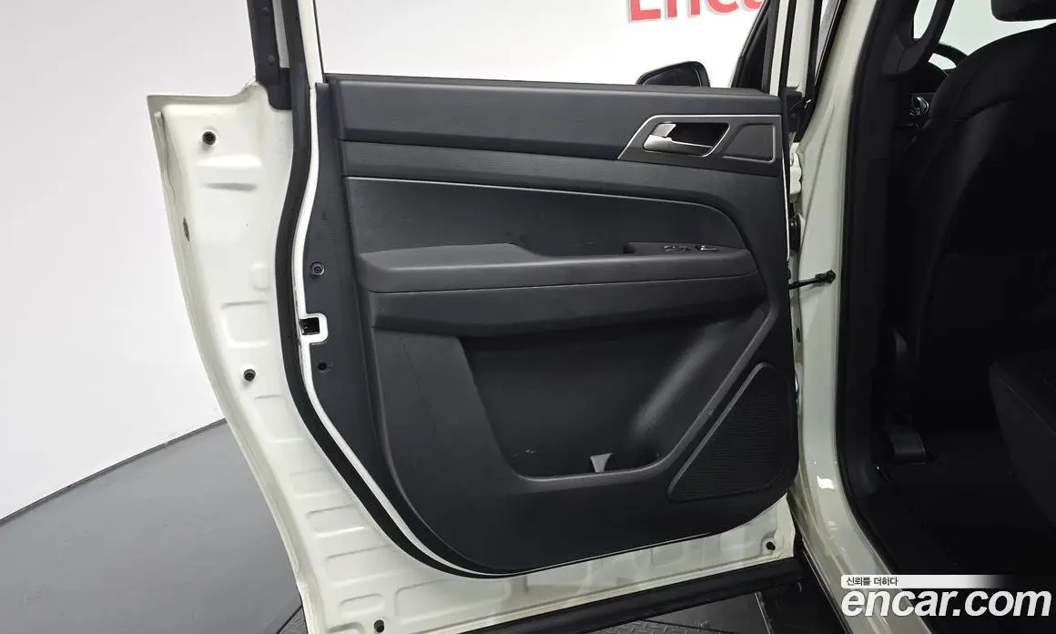 SsangYong Rexton 2019 2.2 автомат (гидро), фото 14 SsangYong Rexton 2019 2.2 автомат (гидро), фото 14