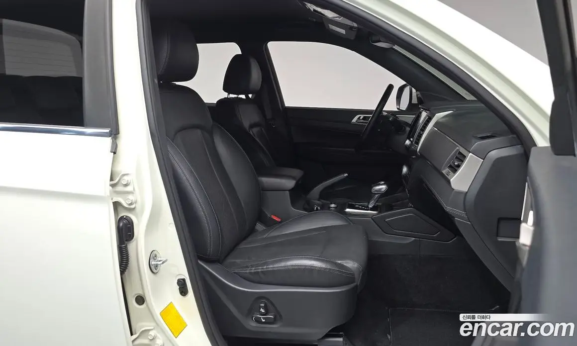 SsangYong Rexton 2019 2.2 автомат (гидро), фото 16 SsangYong Rexton 2019 2.2 автомат (гидро), фото 16