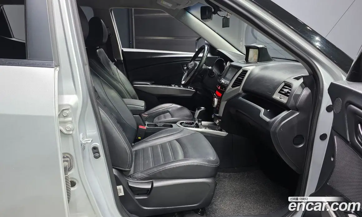 SsangYong TIBOLI 2015 1.6 автомат (гидро), фото 17 SsangYong TIBOLI 2015 1.6 автомат (гидро), фото 17