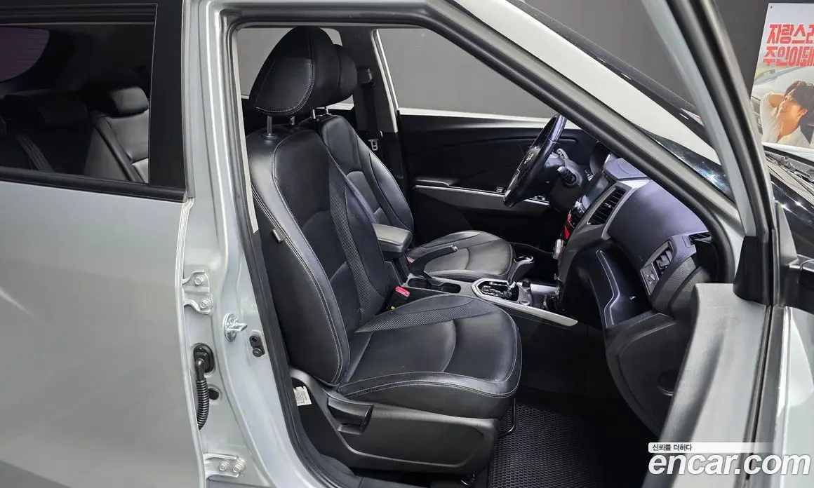 SsangYong TIBOLI 2015 1.6 автомат (гидро), фото 16