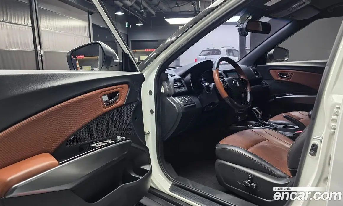 SsangYong TIBOLI 2018 1.6 автомат (гидро), фото 13 SsangYong TIBOLI 2018 1.6 автомат (гидро), фото 13