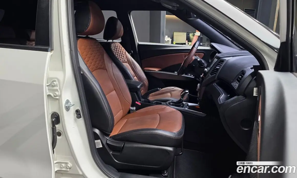 SsangYong TIBOLI 2018 1.6 автомат (гидро), фото 17 SsangYong TIBOLI 2018 1.6 автомат (гидро), фото 17