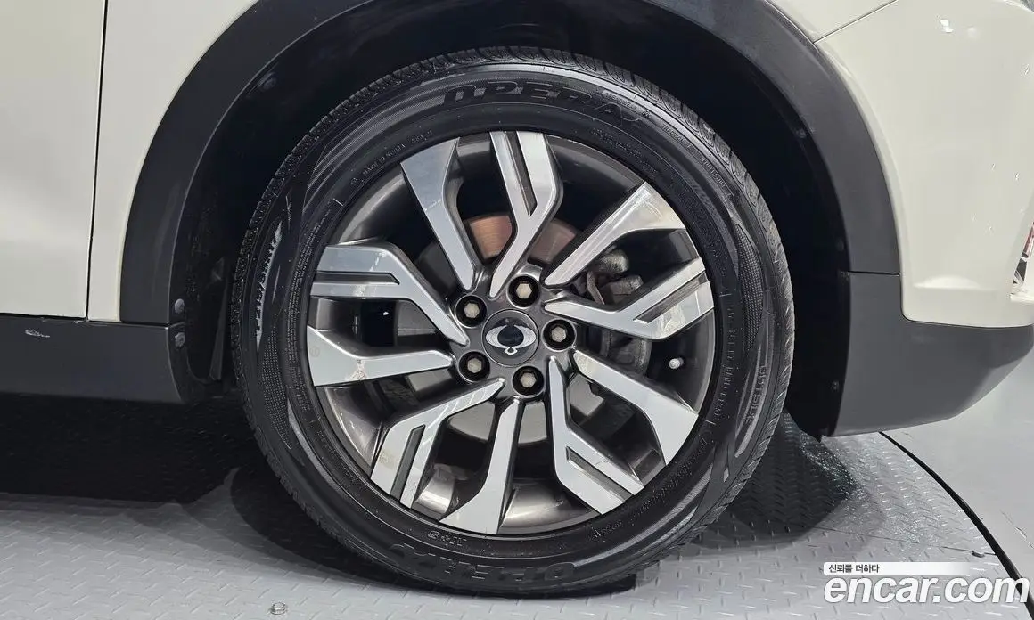 SsangYong TIBOLI 2018 1.6 автомат (гидро), фото 7 SsangYong TIBOLI 2018 1.6 автомат (гидро), фото 7