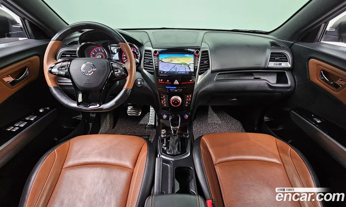 SsangYong TIBOLI 2018 1.6 автомат (гидро), фото 10