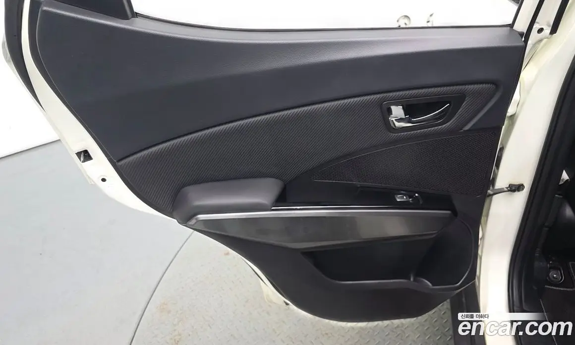 SsangYong TIBOLI 2019 1.6 автомат (гидро), фото 15