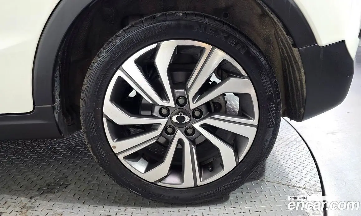 SsangYong TIBOLI 2019 1.6 автомат (гидро), фото 7