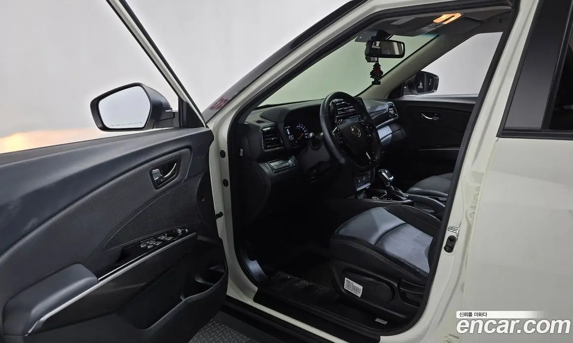 SsangYong TIBOLI 2020 1.5 автомат (гидро), фото 13