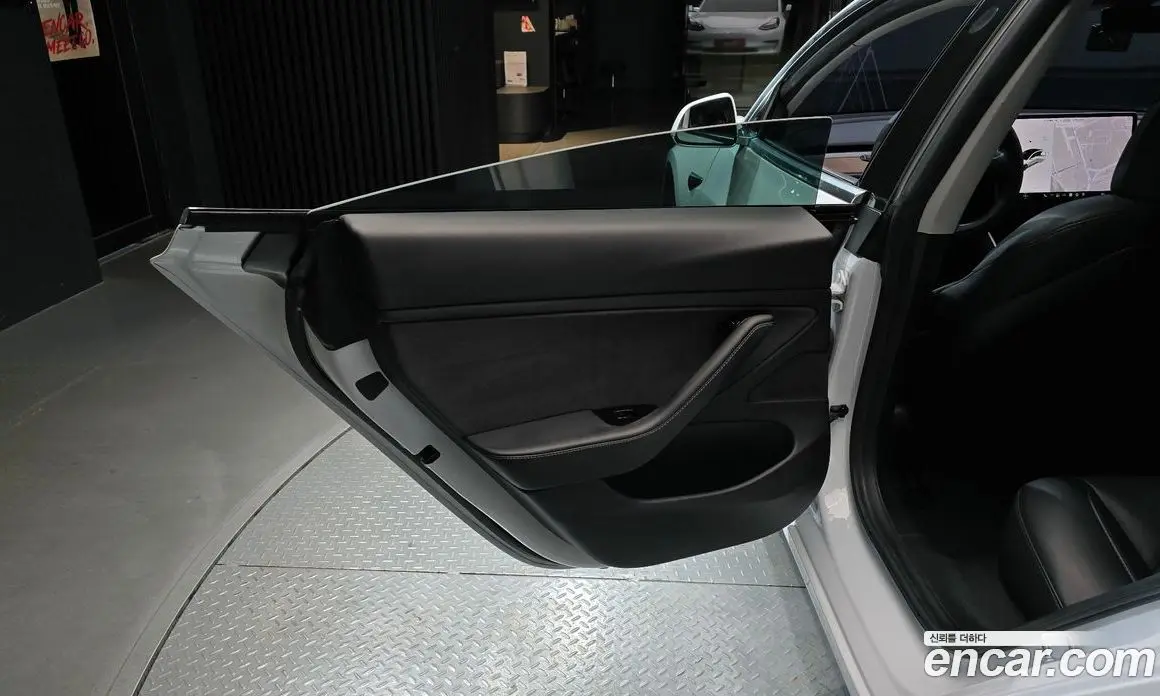 Tesla Model 3 2019 0.2 автомат (гидро), фото 15 Tesla Model 3 2019 0.2 автомат (гидро), фото 15