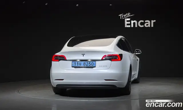 Tesla Model 3 2019 0.2 автомат (гидро), миниатюра 4 Tesla Model 3 2019 0.2 автомат (гидро), миниатюра 4