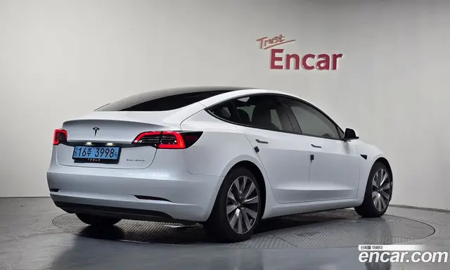 Tesla Model 3, 2022, 40 305 км