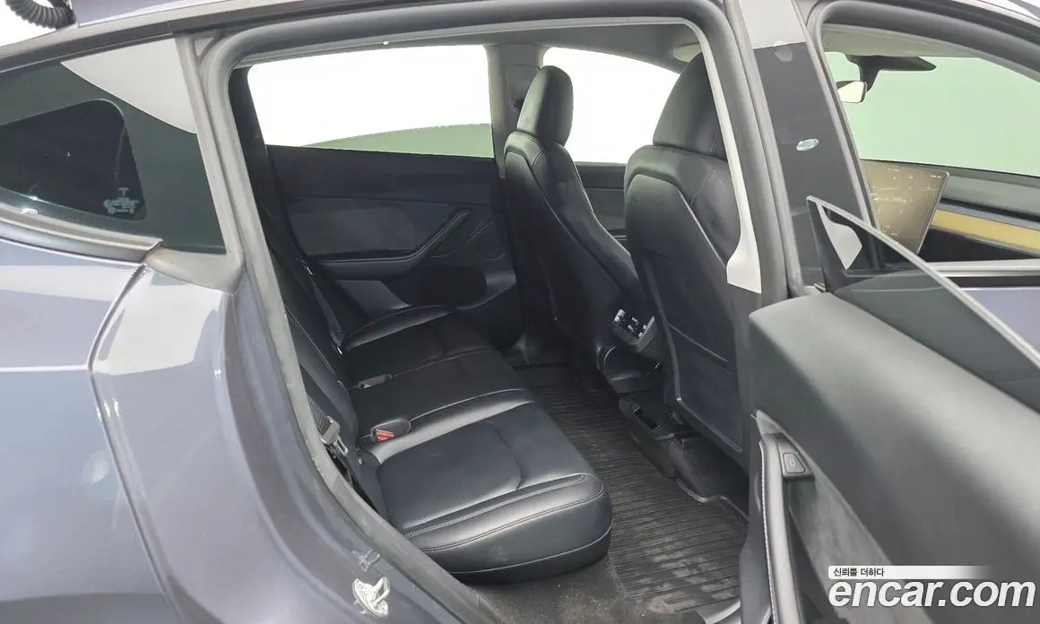 Tesla Model Y 2023 0.2 автомат (гидро), фото 12 Tesla Model Y 2023 0.2 автомат (гидро), фото 12