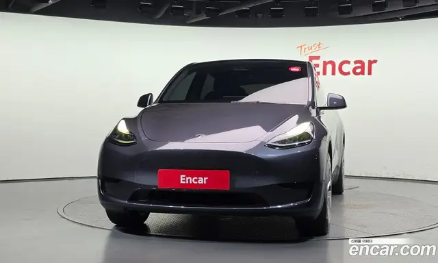 Tesla Model Y 2023 0.2 автомат (гидро), миниатюра 3 Tesla Model Y 2023 0.2 автомат (гидро), миниатюра 3