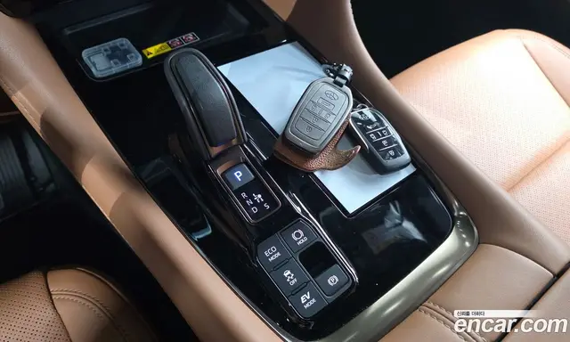 Toyota Alphard 2025 2.5 автомат (гидро), миниатюра 12
