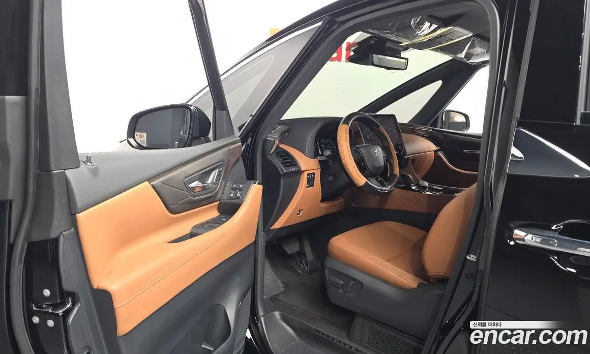 Toyota Alphard 2025 2.5 автомат (гидро), фото 13